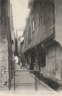 XXX -(60) BEAUVAIS - VIEILLES MAISONS - RUE DES EPINGLIERS - ANIMATION - 2 SCANS - Beauvais