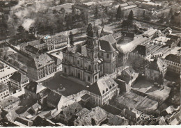 XXX -(68) GUEBWILLER - VUE AERIENNE SUR LE CENTRE DE LA VILLE ET L' EGLISE - 2 SCANS - Guebwiller