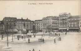 XXX -(72) LE MANS - PLACE DE LA REPUBLIQUE - ANIMATION - GRAND HOTEL - GRANDE PHARMACIE DE PARIS - Le Mans