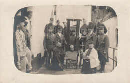 LA MORT DU PERE CENT CARTE PHOTO  MILITAIRE - Other & Unclassified