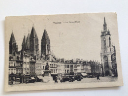 Carte Postale Ancienne. Tournay La Grand’Place (avec Anciennes Automobiles) - Tournai