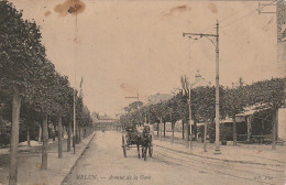 XXX -(77) MELUN - AVENUE DE LA GARE - ANIMATION - CARRIOLE A CHEVAL - 2 SCANS - Melun