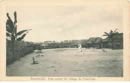 CONGO FRANCAIS #20910 BRAZZAVILLE UNE ARTERE DU VILLAGE DE POTO POTO - Brazzaville