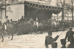 75 PARIS 07 #23038 GARE DES INVALIDES ARRIVEE DU ROI CHEVAUX CALECHE ATTELAGE - Paris (07)