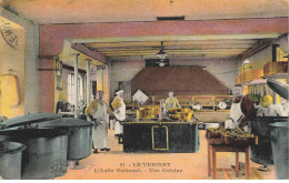 78 LE VESINET #23923 ASILE NATIONAL UNE CUISINE CUISINIERS - Le Vésinet