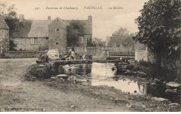 50 VAUVILLE #27620 PRES CHERBOURG LA RIVIERE LAVANDIERES LAVOIR - Otros & Sin Clasificación