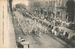 SRI LANKA CEYLON CEYLAN #32673 COLOMBO DEFILE DES TROUPES ANGLAISES - Sri Lanka (Ceilán)