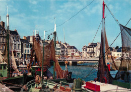 Navigation Sailing Vessels & Boats Themed Postcard Le Croisic Harbour Fishing Boat - Zeilboten