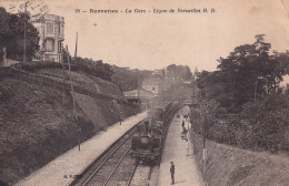 XXX Nw-(92) SURESNES - LA GARE - LIGNE DE VERSAILLES - LOCOMOTIVE VAPEUR - Suresnes