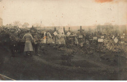 ALLEMAGNE #MK35878 CHEMNITZ CIMETIERE MILITAIRE CARTE PHOTO MILITAIRE - Chemnitz (Karl-Marx-Stadt 1953-1990)