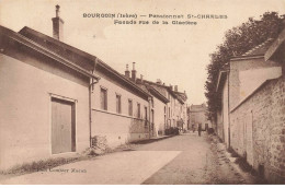 38 BOURGOIN #AS38246 PENSIONNAT ST CHARLES FACADE RUE DE LA GLACIERE - Bourgoin