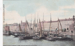 XXX Nw-(62) BOULOGNE SUR MER - BATEAUX DE PECHE DANS LE PORT - CARTE PUBLICITAIRE CHOCOLAT LOUIT - Fischerei