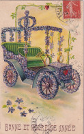 XXX - BONNE ET HEUREUSE ANNEE - CARTE FANTAISIE GAUFREE - AUTOMOBILE FLEURS VIOLETTES ,  COLOMBE ET COEURS - New Year