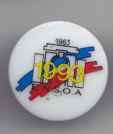 Pin's En Porcelaine Thosca Limoges 1963 1990 ENSOA  Ecole Nationale Sous Officiers D' Activité  Réf 3793 - Militair & Leger