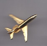 Pin's Avion Marcel Dassault Réf 2343 - Vliegtuigen