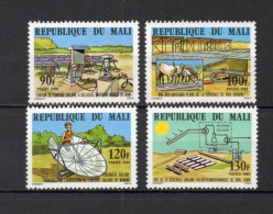 MALI  N° 369 à 372    NEUFS SANS CHARNIERE  COTE 4.00€    ENERGIE SOLAIRE - Malí (1959-...)