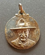 Pendentif Médaille Scoutisme "Baden Powell / XXVe Anniversaire 13 Décembre 1936 Paris" Scouts De France - Religione & Esoterismo