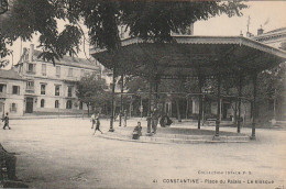 ZY 8- CONSTANTINE ( ALGERIE ) - PLACE DU PALAIS - LE KIOSQUE - 2 SCANS - Constantine