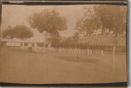 ZY 10- PORTO NOVO ( BENIN ) - CEREMONIE MILITAIRE - PHOTO SUR SUPPORT CARTONNE - Plaatsen