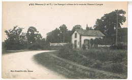 35   MESSAC LE PASSAGE A NIVEAU DE LA ROUTE DE MESSAC A  LANGON - Andere & Zonder Classificatie