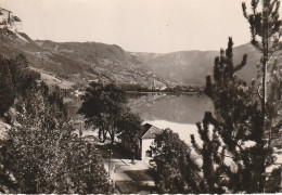 ZY 13-(01) NANTUA - SON LAC ET SES MONTAGNES - VUE GENERALE - EDIT. MICHAUX & FILS , BELLEGARDE- 2 SCANS - Nantua