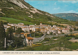 ZY 16-(04) CHEMINS DE FER DE PROVENCE - LE VILLAGE ET LA GARE DE MORIEZ - VOIES FERREES - 2 SCANS - Autres & Non Classés