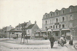 ZY 26 -(14) LANGRUNE SUR MER - LA PLACE & LE GRAND HOTEL - ANIMATION - 2  SCANS - Otros & Sin Clasificación