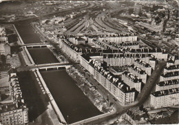 ZY 26 -(14) CAEN - LES PONTS SUR L' ORNE ET RUE ST MICHEL - 2  SCANS - Caen