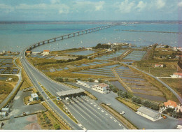 ZY 29-(17) VIADUC D' OLERON - VUE AERIENNE  - 2 SCANS - Otros & Sin Clasificación