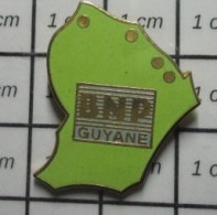 3517 Pin's Pins / Beau Et Rare / BANQUES / BNP GUYANE - Banken