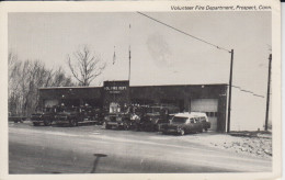 Prospect, Volunteer Fire Department Conn USA Photo B&W Old Fire Trucks, Ambulance Garage A Man In Front Of A Truck 2 Sc - Otros & Sin Clasificación