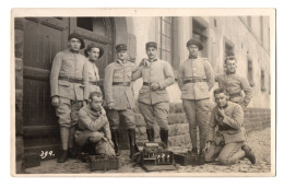 CPA 3502 - MILITARIA - Carte Photo Militaire - TREVES, Soldats N°41 Sur Les Képis Et Matériel De Transmission Militaire - Equipment