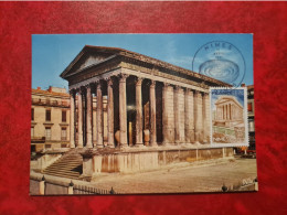 Carte Maximum 1981 NIMES LA MAISON CARREE - 1980-1989