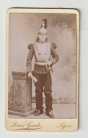 PHOTO ANCIENNE Format CDV - MILITARIA - Portrait D'un Cavalier Du 7e Régiment De CUIRASSIERS - Vers 1900 - Guerre, Militaire