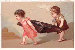 Chromos.AM13450.Suchard.10x6 Cm Environ.Deux Enfants Portant Un Tablette De Chocolat - Suchard