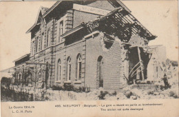 ZY 82- GUERRE 1914 - NIEUPORT ( BELGIQUE ) - LA GARE A RESISTE EN PARTIE AU BOMBARDEMENT - 2 SCANS - Nieuwpoort