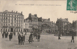 ZY 85-(62) BOULOGNE SUR MER -  LA PLACE ET STATUE FREDERIC SAUVAGE - ANIMATION - HOTEL CHRISOL , CAFE BELLEVUE - 2 SCANS - Boulogne Sur Mer