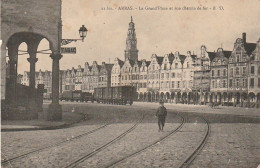 ZY 86-(62) ARRAS - LA GRAND' PLACE ET SON CHEMIN DE FER - 2 SCANS - Arras