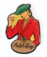 Pin's RALPH LUIGI - Femme En Veste Rouge Et Chapeau Vert - Mode - N232 - Marche