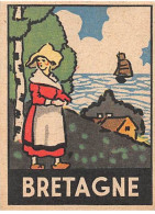 Chromos -COR11955 - La Phosphatine - Bretagne - Femme - Maison - Mer - Bateau  -  7x5cm Env. - Otros & Sin Clasificación