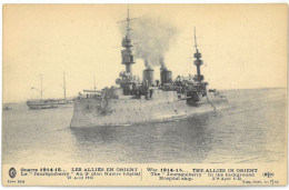 CPA LES ALLIES EN ORIENT - Le Jauréguiberry - Au 2ème Plan Navire Hôpital - 27 Avril 1915 - Warships