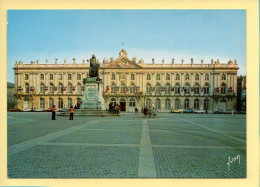 54. NANCY – La Statue Du Roi Stanislas Et L'Hôtel De Ville (animée) (voir Scan Recto/verso) - Nancy