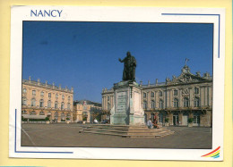 54. NANCY – La Place Stanislas (animée) (voir Scan Recto/verso) - Nancy