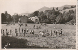 ZY 94-(65) COLONIE  DE BAGNERES DE BIGORRE - LA PRAIRIE - ANIMATION - JEUX D' ENFANTS -  2 SCANS - Bagneres De Bigorre