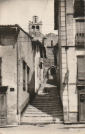 ZY 97-(66) PRATS DE MOLLO - LE HAUT VALLESPIR - RUE DE L' EGLISE AVEC LA CROIX DE MISSION - 2 SCANS - Otros & Sin Clasificación