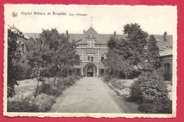 C.P. Bruxelles =  Hôpital   Militaire Cour  D' Honneur - Bruxelles (Città)