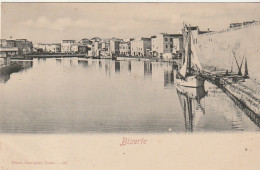 ZY 103- BIZERTE  ( TUNISIE ) - VUE DU VIEUX PORT -  PHOTO GARRIGUES , TUNIS - 2 SCANS - Tunisia