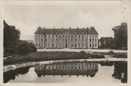 ZY 105-(71) AUTUN - FACADE SUR L' ESPLANADE DE L' ECOLE PREPARATOIRE MILITAIRE - 2 SCANS - Autun