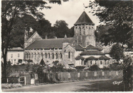 ZY 117-(79) MELLE - SAINT HILAIRE - EGLISE ROMANE - 2 SCANS - Melle