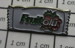 3517 Pin's Pins / Beau Et Rare / ALIMENTATION / GATEAU DEGUEU A LA FIGUE FIGOLU - Alimentación